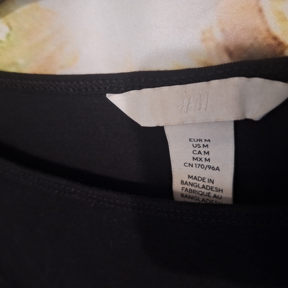 Basic black longsleeve shirt by H&M - Picture 2 of 5